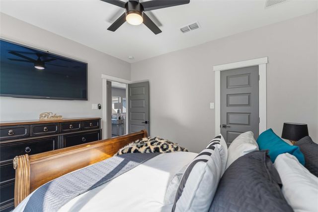 1717 Lindsey Ridge Drive, Houston, TX 77055