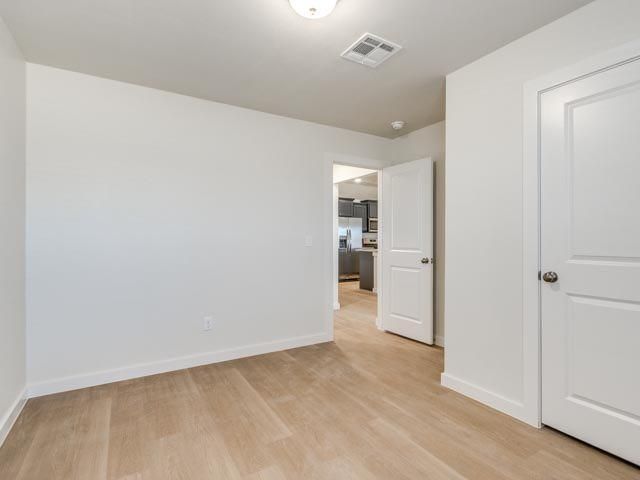 1702 Highland Loop, Guthrie, OK 73044