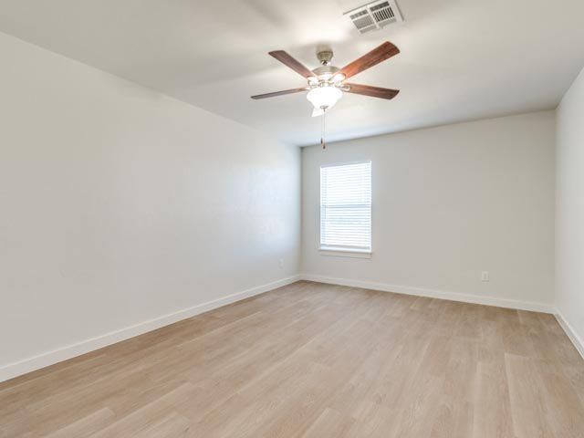 1702 Highland Loop, Guthrie, OK 73044