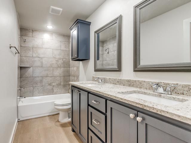 1702 Highland Loop, Guthrie, OK 73044