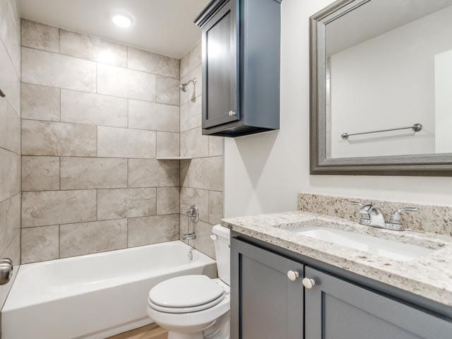 1702 Highland Loop, Guthrie, OK 73044