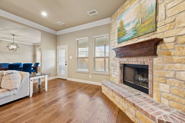 1684 Laramie Lane, Burleson, TX 76028