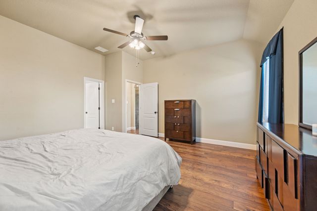 1684 Laramie Lane, Burleson, TX 76028