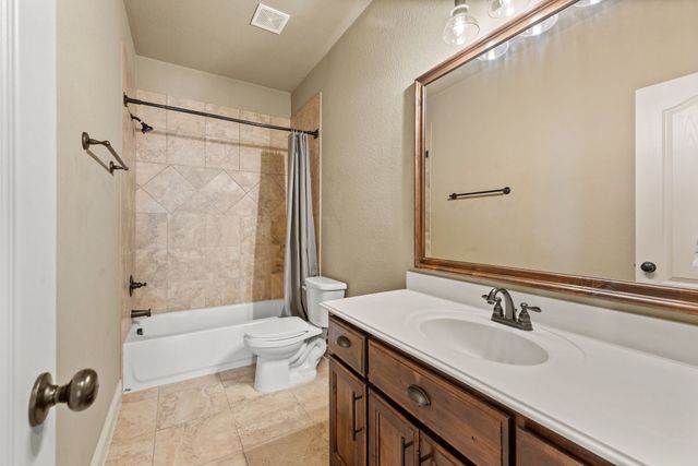 1684 Laramie Lane, Burleson, TX 76028