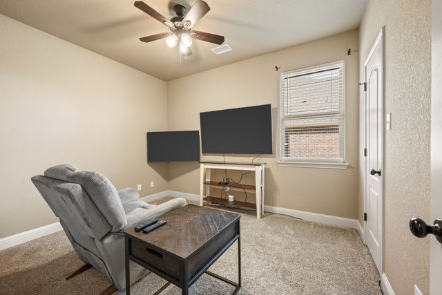 1684 Laramie Lane, Burleson, TX 76028