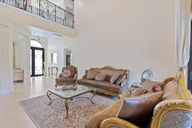 301 SANDALWOOD Lane, Boca Raton, FL 33487