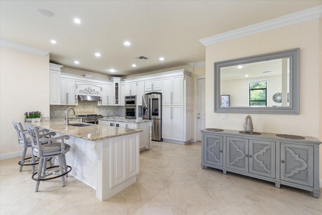 301 SANDALWOOD Lane, Boca Raton, FL 33487