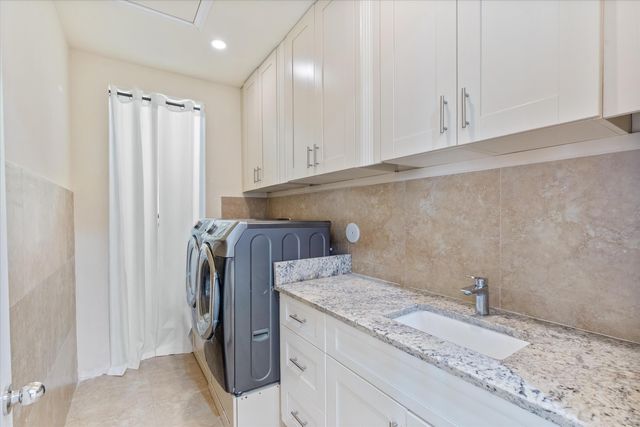 301 SANDALWOOD Lane, Boca Raton, FL 33487