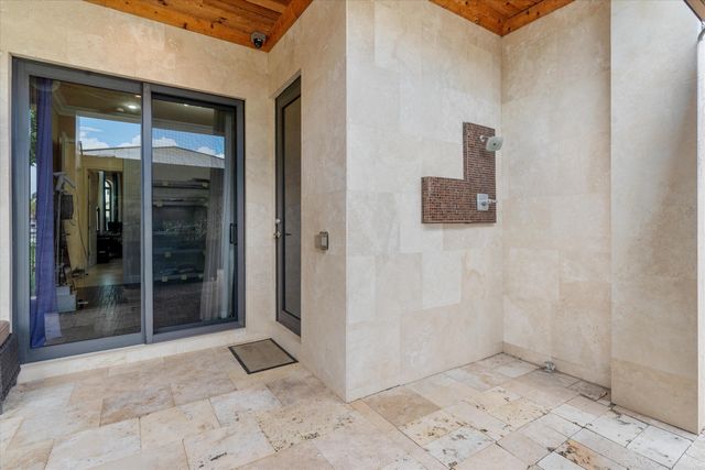 301 SANDALWOOD Lane, Boca Raton, FL 33487