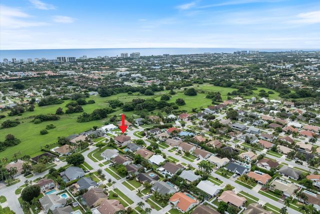 301 SANDALWOOD Lane, Boca Raton, FL 33487