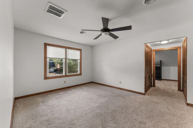 2377 South Hilton Avenue, Springfield, MO 65807