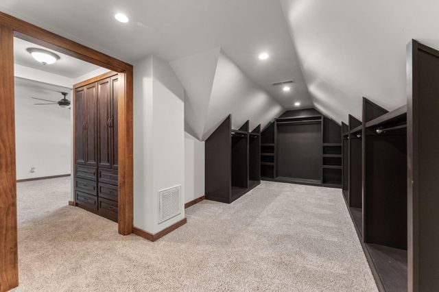 2377 South Hilton Avenue, Springfield, MO 65807