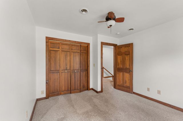 2377 South Hilton Avenue, Springfield, MO 65807