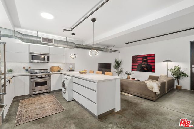 1046 Princeton Drive 105, Marina Del Rey, CA 90292