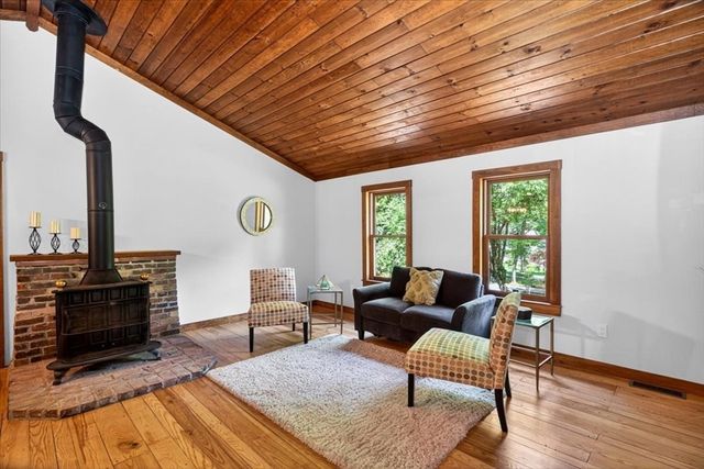 67 Chmura Rd, Hadley, MA 01035