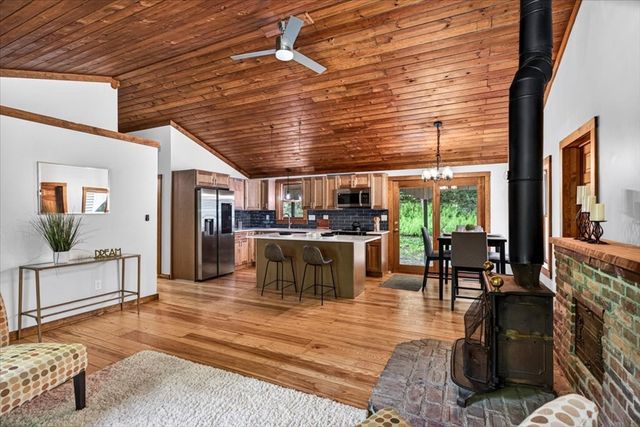 67 Chmura Rd, Hadley, MA 01035