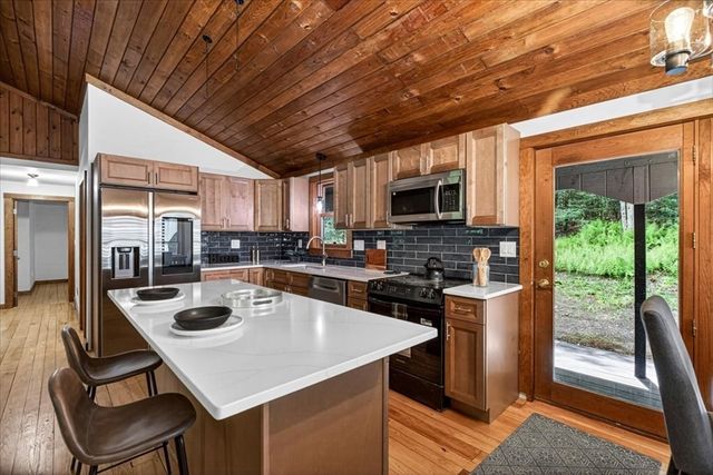 67 Chmura Rd, Hadley, MA 01035