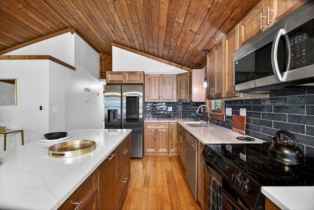 67 Chmura Rd, Hadley, MA 01035