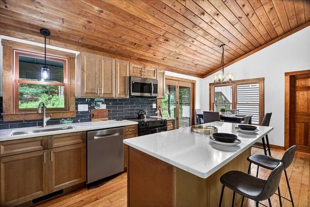 67 Chmura Rd, Hadley, MA 01035