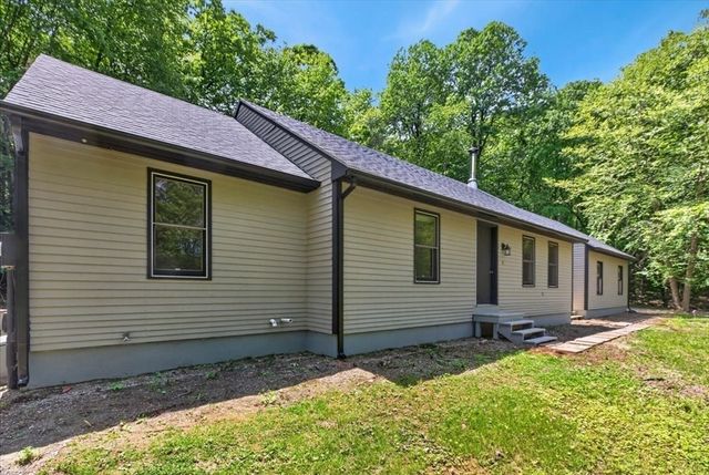 67 Chmura Rd, Hadley, MA 01035