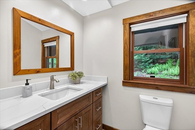 67 Chmura Rd, Hadley, MA 01035
