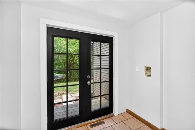 67 Chmura Rd, Hadley, MA 01035
