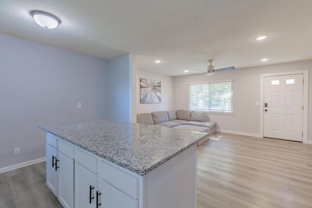 4007 E Freedom Circle, Ooltewah, TN 37363