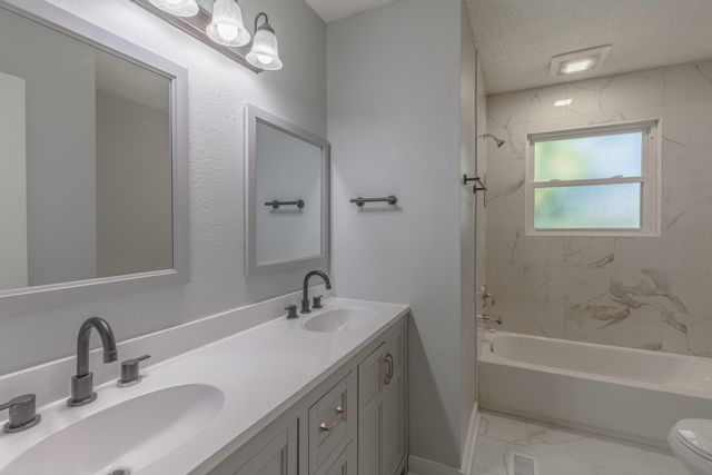 4007 E Freedom Circle, Ooltewah, TN 37363