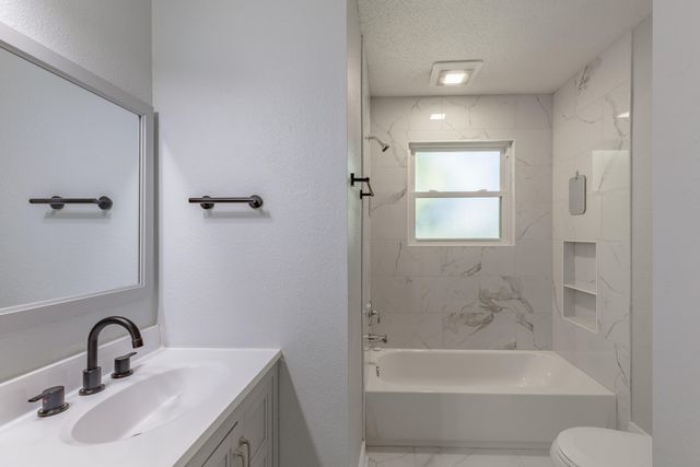 4007 E Freedom Circle, Ooltewah, TN 37363