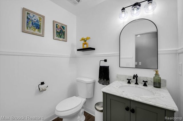 24248 Hampton Hill Street, Novi, MI 48375