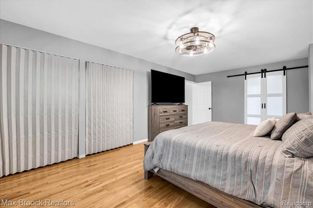 24248 Hampton Hill Street, Novi, MI 48375