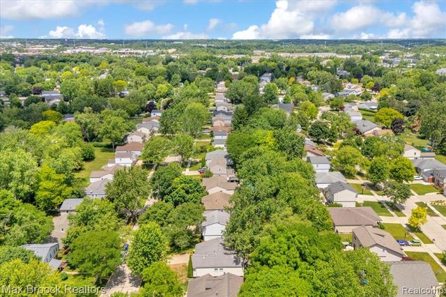 24248 Hampton Hill Street, Novi, MI 48375