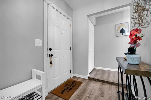 24248 Hampton Hill Street, Novi, MI 48375