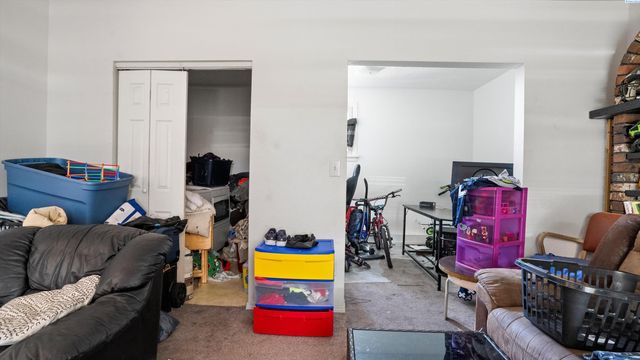 818 S Juniper St, Kennewick, WA 99336