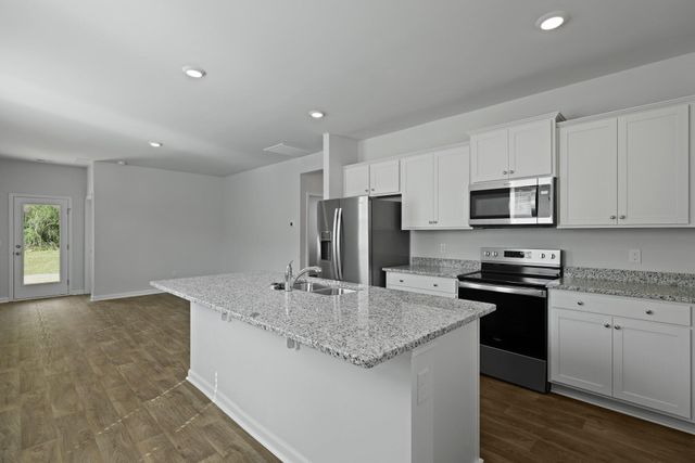 3955 Aberfeldy Lane, Ravenel, SC 29470