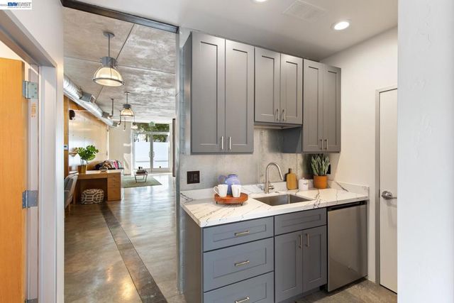 755 Folger Ave, Berkeley, CA 94710