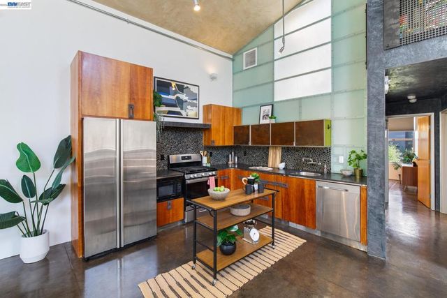 755 Folger Ave, Berkeley, CA 94710