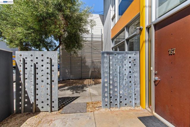 755 Folger Ave, Berkeley, CA 94710