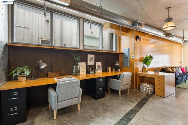 755 Folger Ave, Berkeley, CA 94710