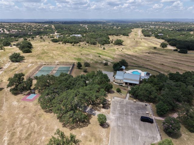 768 N Walnut Springs RD, Johnson City, TX 78636