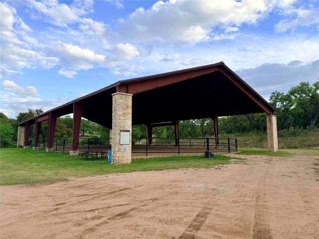 768 N Walnut Springs RD, Johnson City, TX 78636