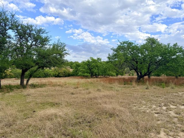 768 N Walnut Springs RD, Johnson City, TX 78636