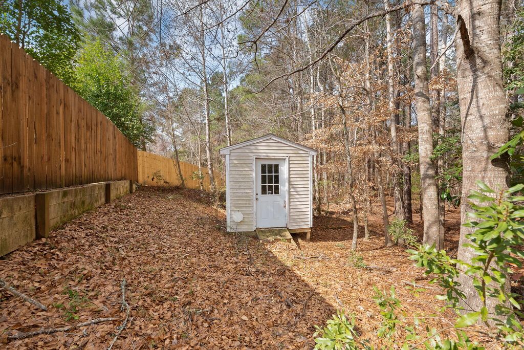 Image 38 of property listing at 327 Savannah River Drive, Summerville, SC 29485