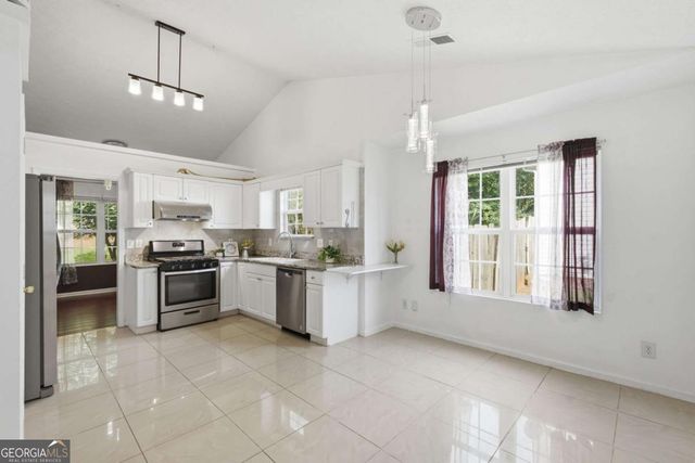 575 Chandon Way, Lawrenceville, GA 30044
