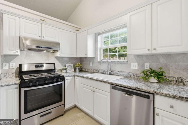 575 Chandon Way, Lawrenceville, GA 30044