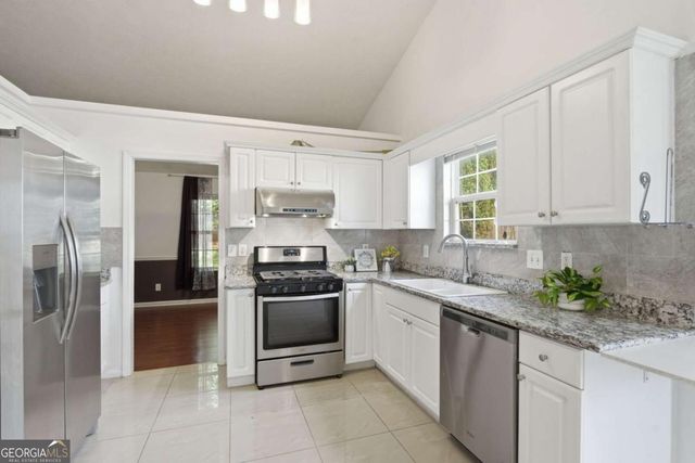 575 Chandon Way, Lawrenceville, GA 30044