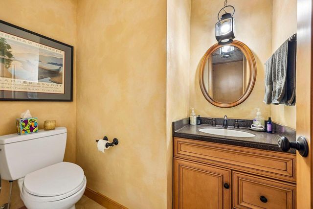 21700 Ann Rita DRIVE, Brookfield, WI 53045