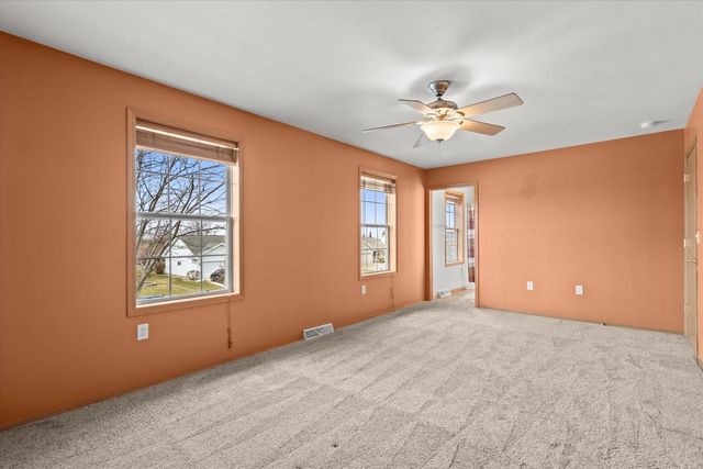 153 Yacoub LANE, Fond Du Lac, WI 54935