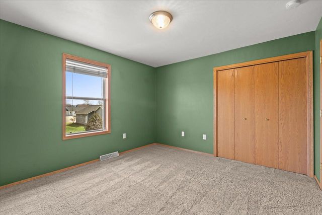 153 Yacoub LANE, Fond Du Lac, WI 54935