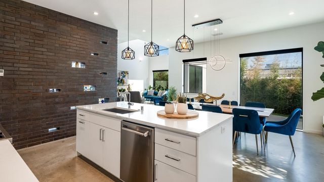 5014 Vickery Boulevard, Dallas, TX 75206